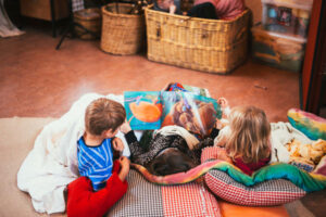 Kindy kids reading