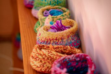 Knitted bowls